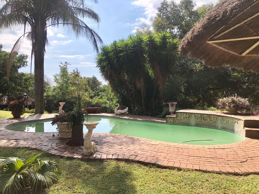 7 Bedroom Property for Sale in Zandfontein A H North West